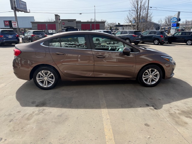 2019 Chevrolet CRUZE LT