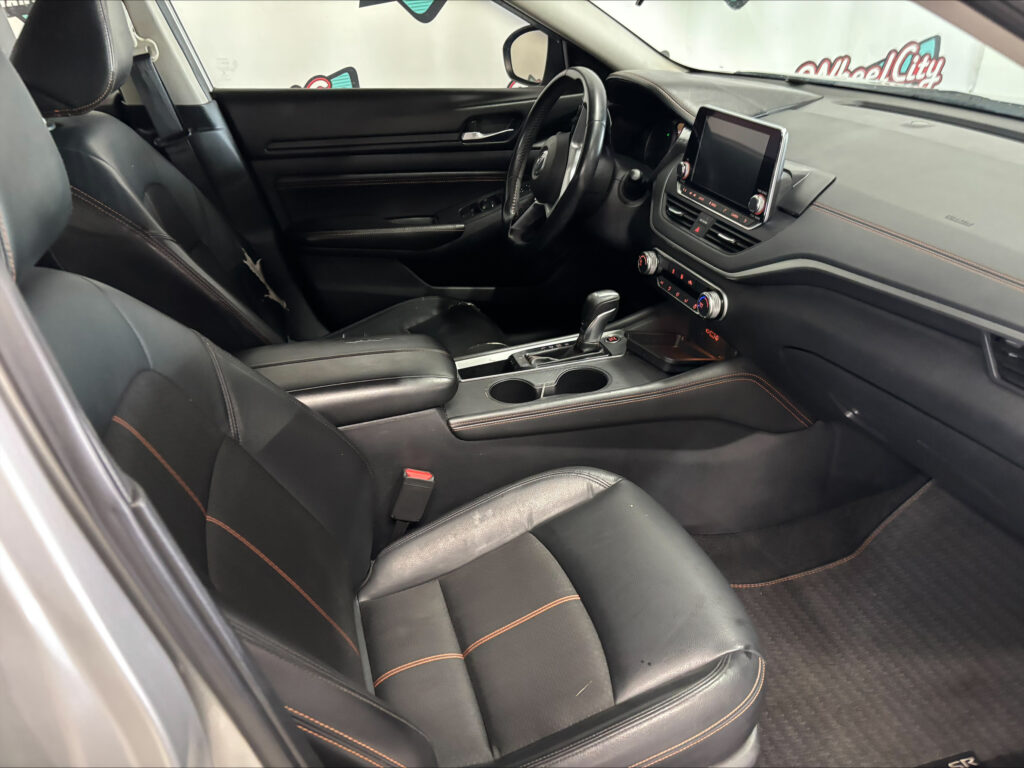 2019 Nissan ALTIMA 2.5 SR