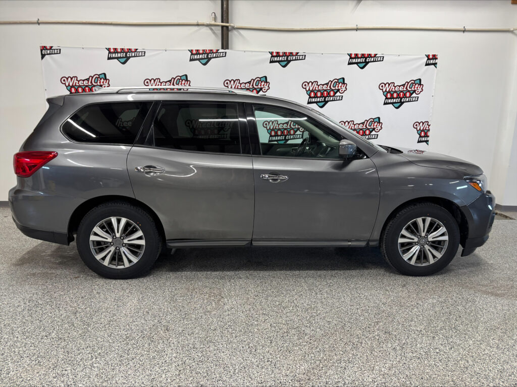 2020 Nissan PATHFINDER SL