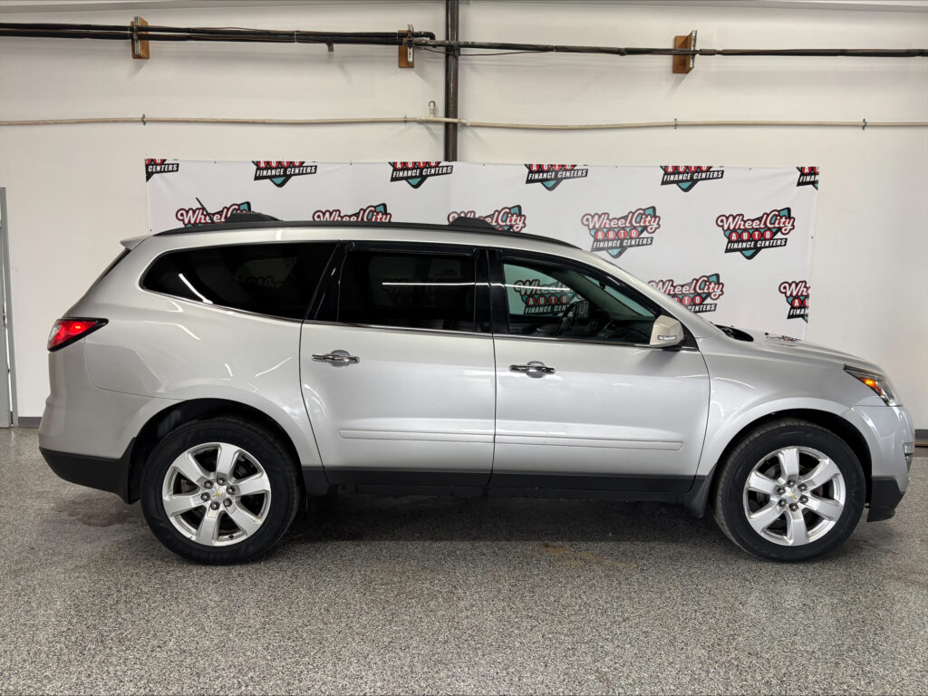2017 Chevrolet TRAVERSE 1LT