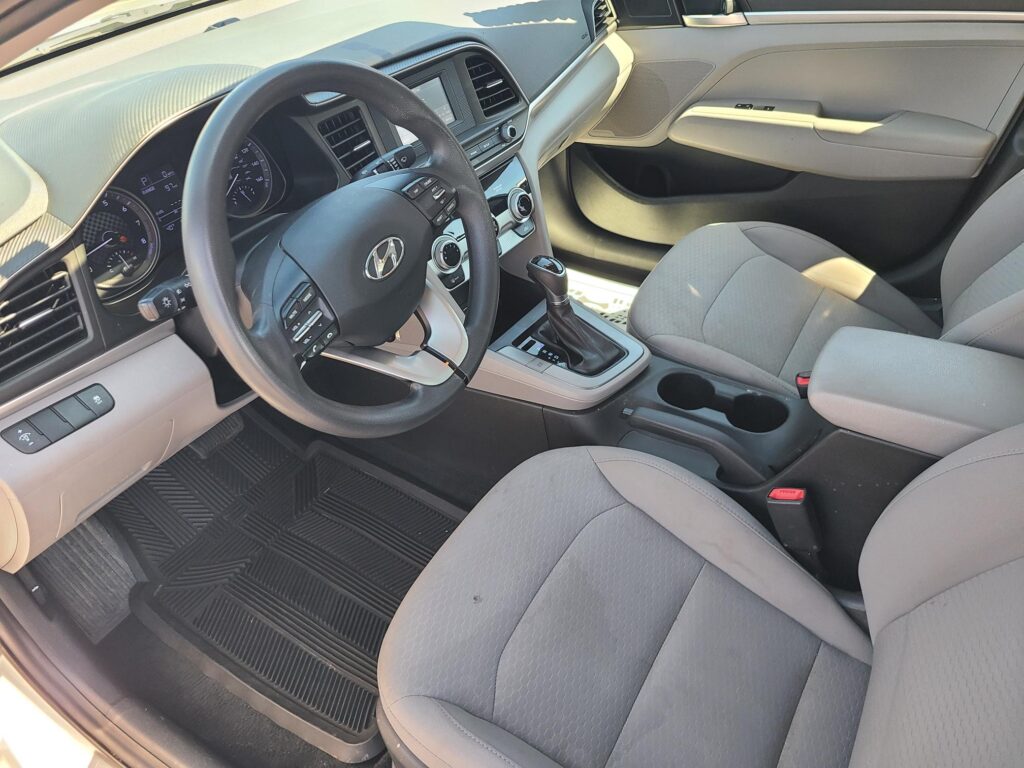 2019 Hyundai ELANTRA LIMITED; SE