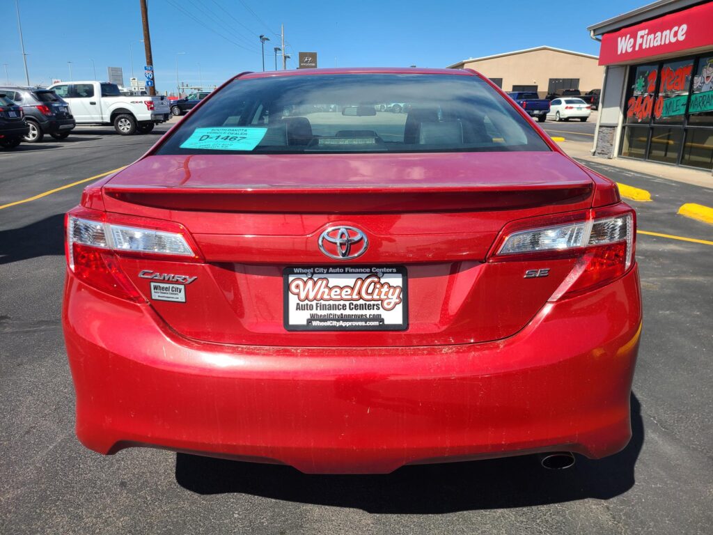 2013 Toyota CAMRY SE; LE; XLE