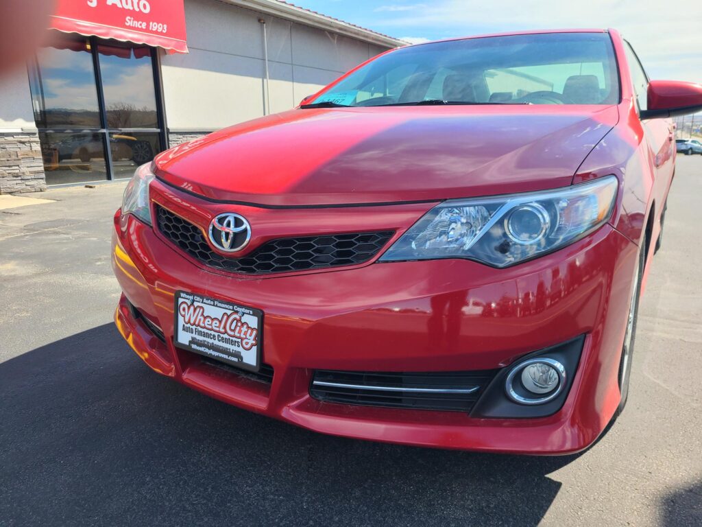 2013 Toyota CAMRY SE; LE; XLE