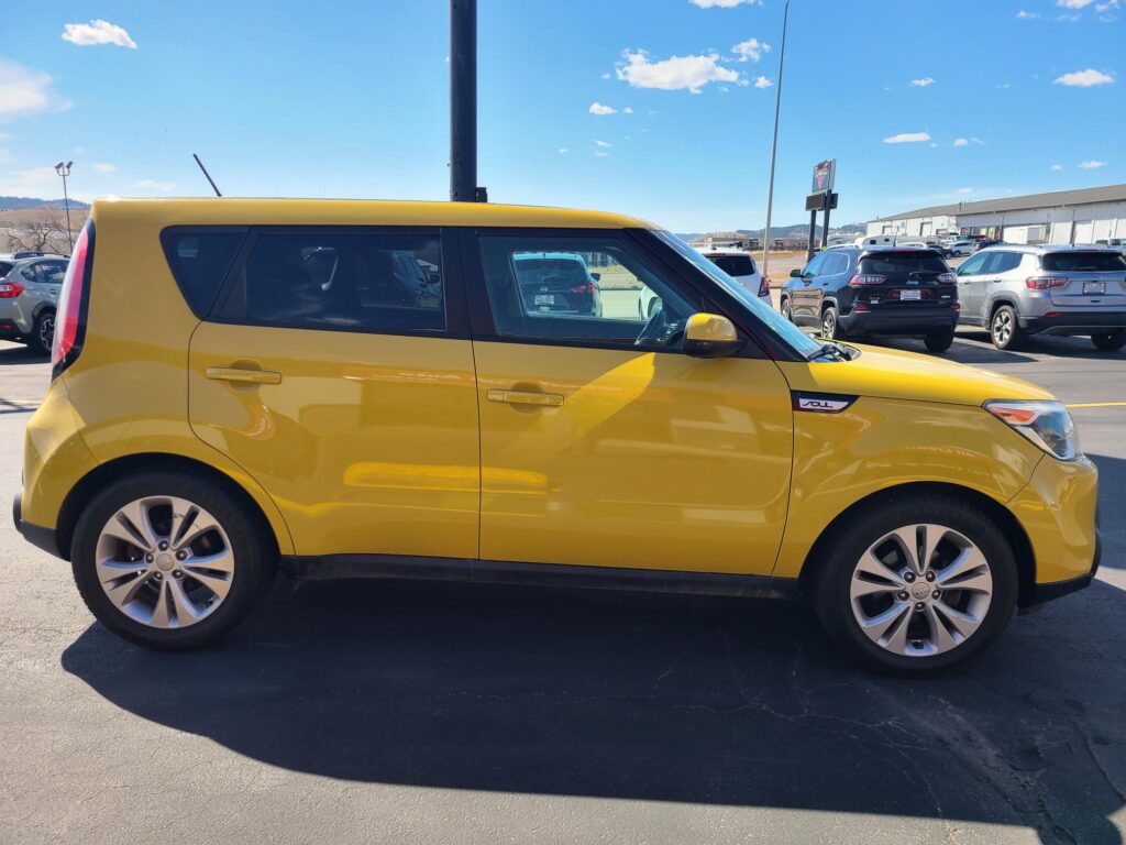 2015 KIA SOUL + (PLUS)