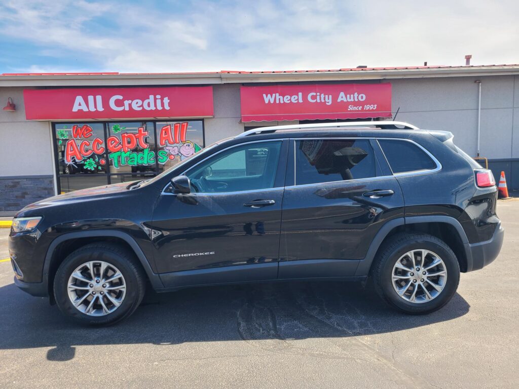 2019 Jeep CHEROKEE LATITUDE PL