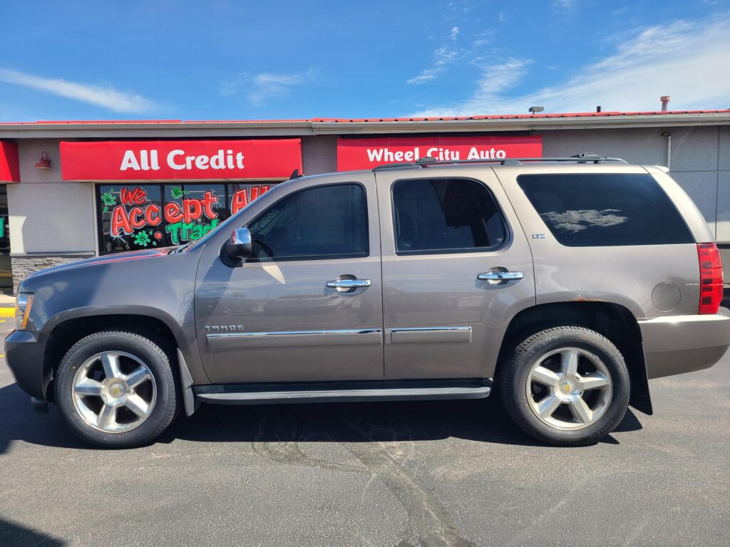 2011 Chevrolet TAHOE LTZ