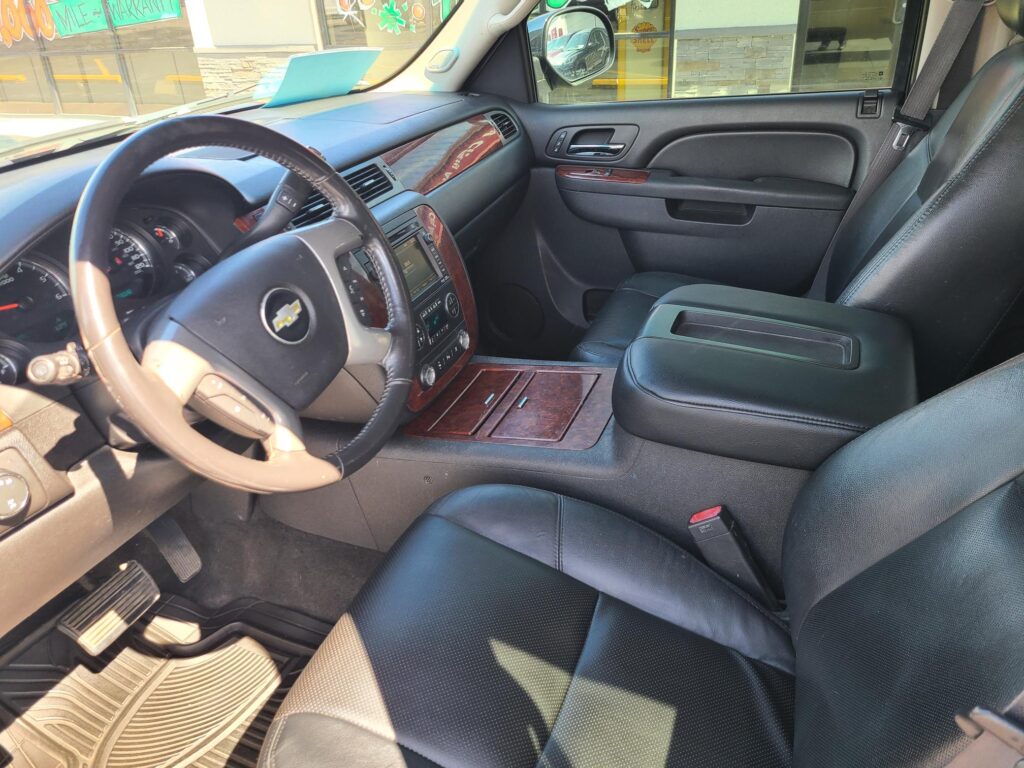 2011 Chevrolet TAHOE LTZ