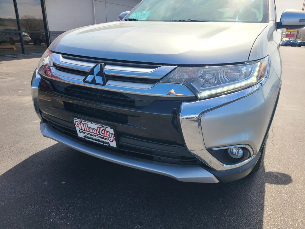 2018 MITSUBISHI OUTLANDER SE
