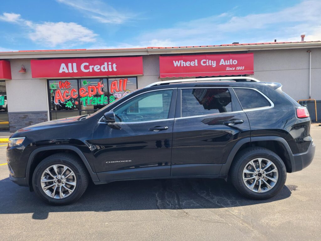 2019 Jeep CHEROKEE LATITUDE PL
