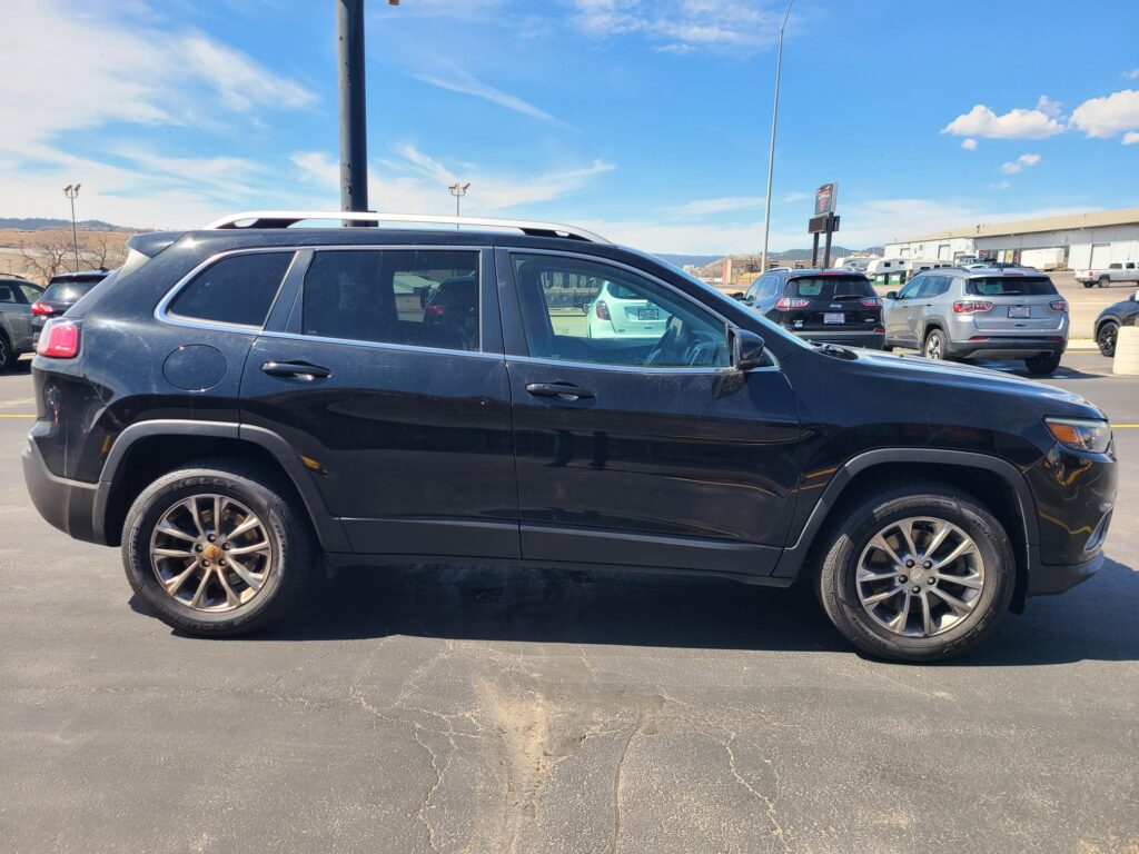 2019 Jeep CHEROKEE LATITUDE PL