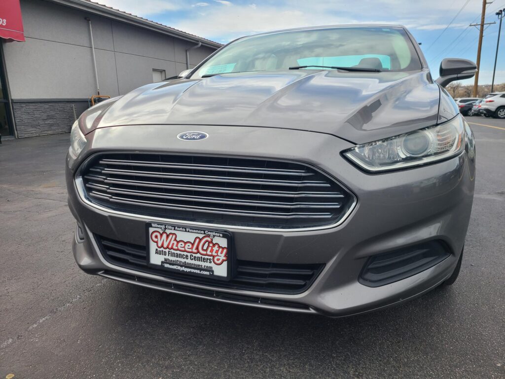 2013 Ford FUSION SE