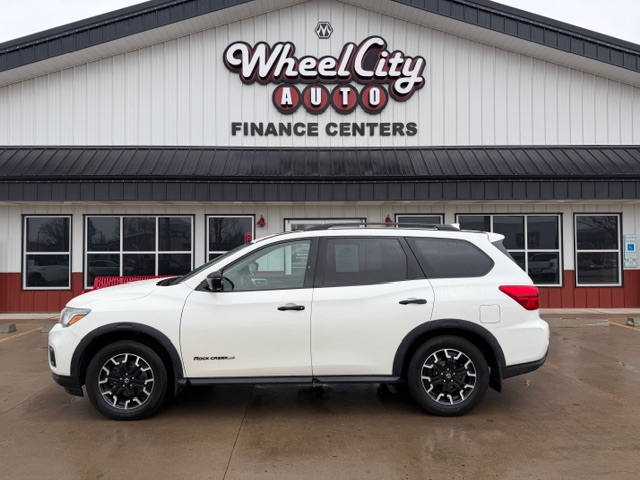 2020 Nissan PATHFINDER SL