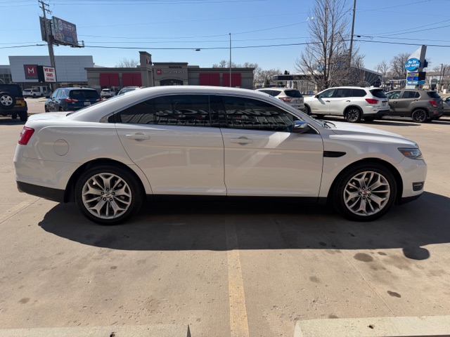 2014 Ford TAURUS LIMITED