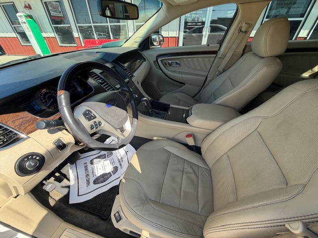 2014 Ford TAURUS LIMITED