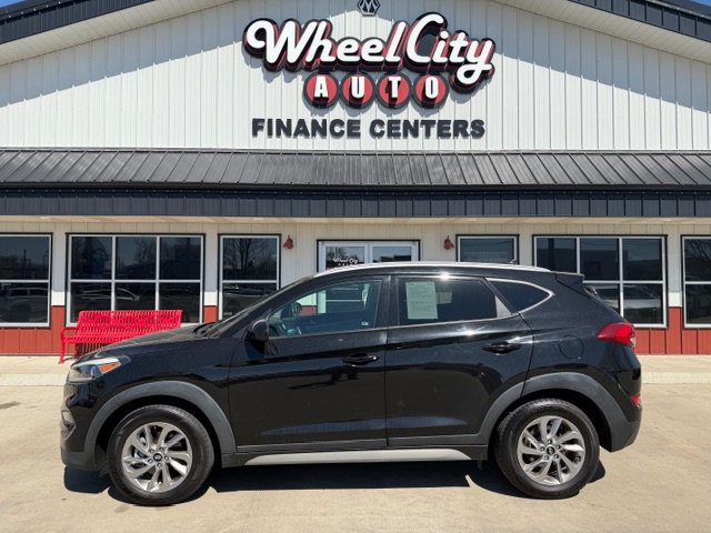2018 Hyundai TUCSON BASE; SPORT;