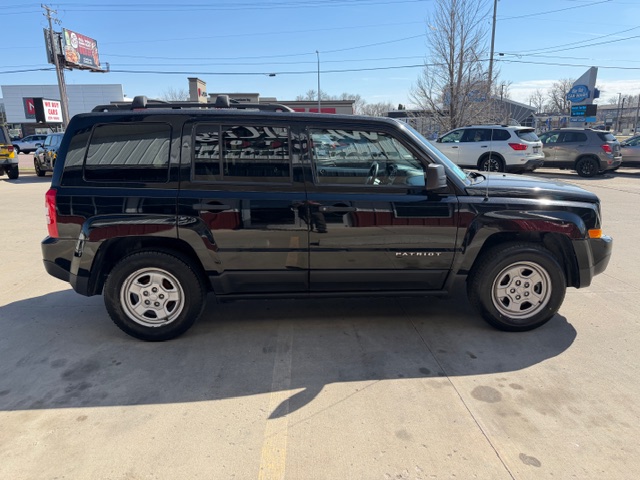 2016 Jeep PATRIOT SPORT
