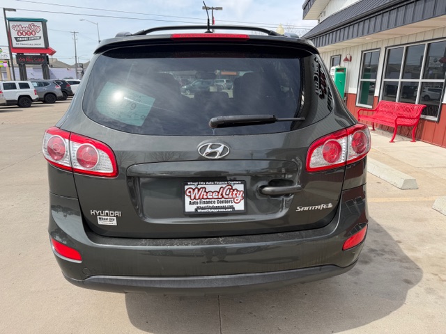 2010 Hyundai SANTA FE LIMITED; SE