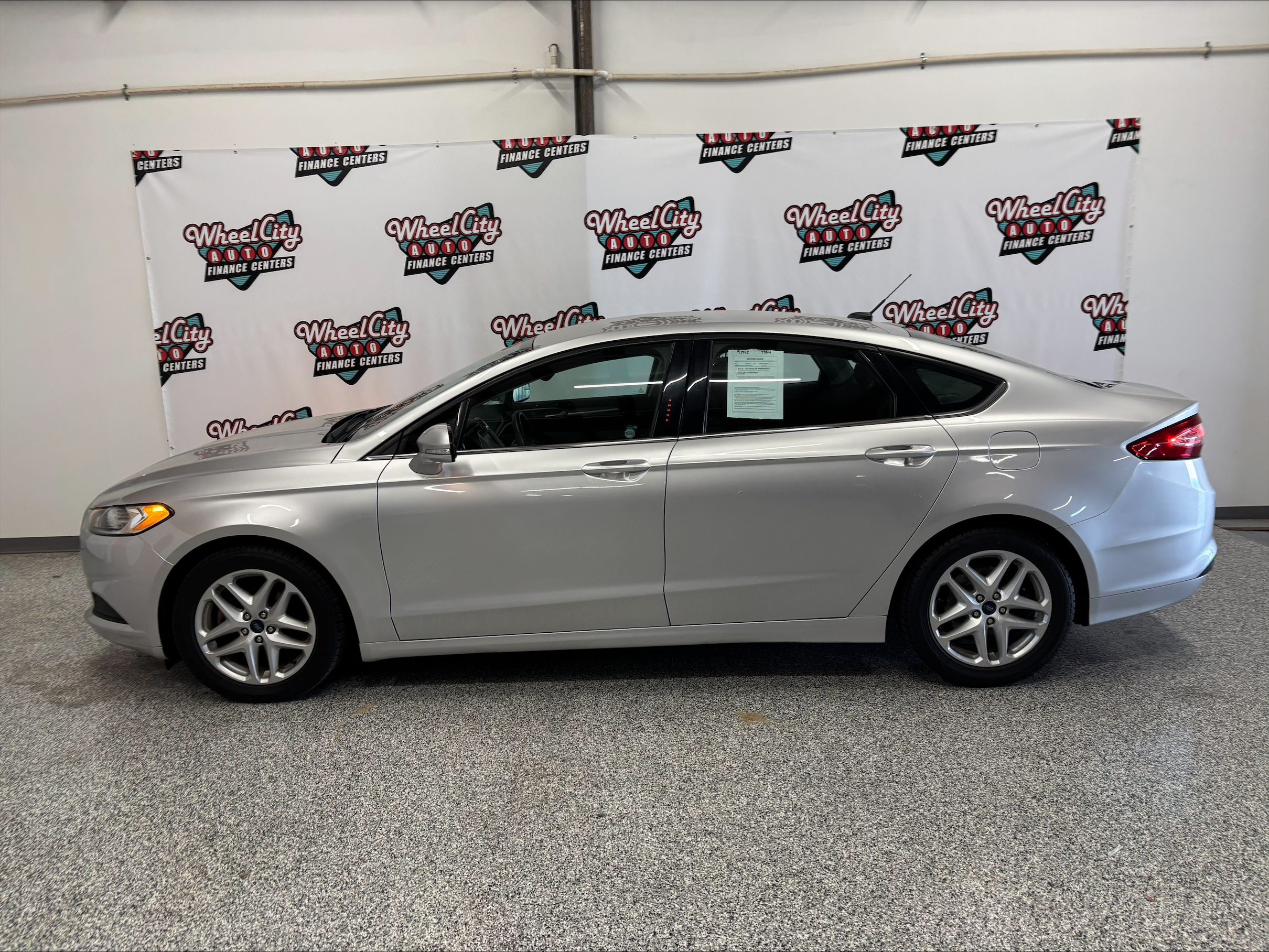2015 Ford Fusion SE FWD's photo
