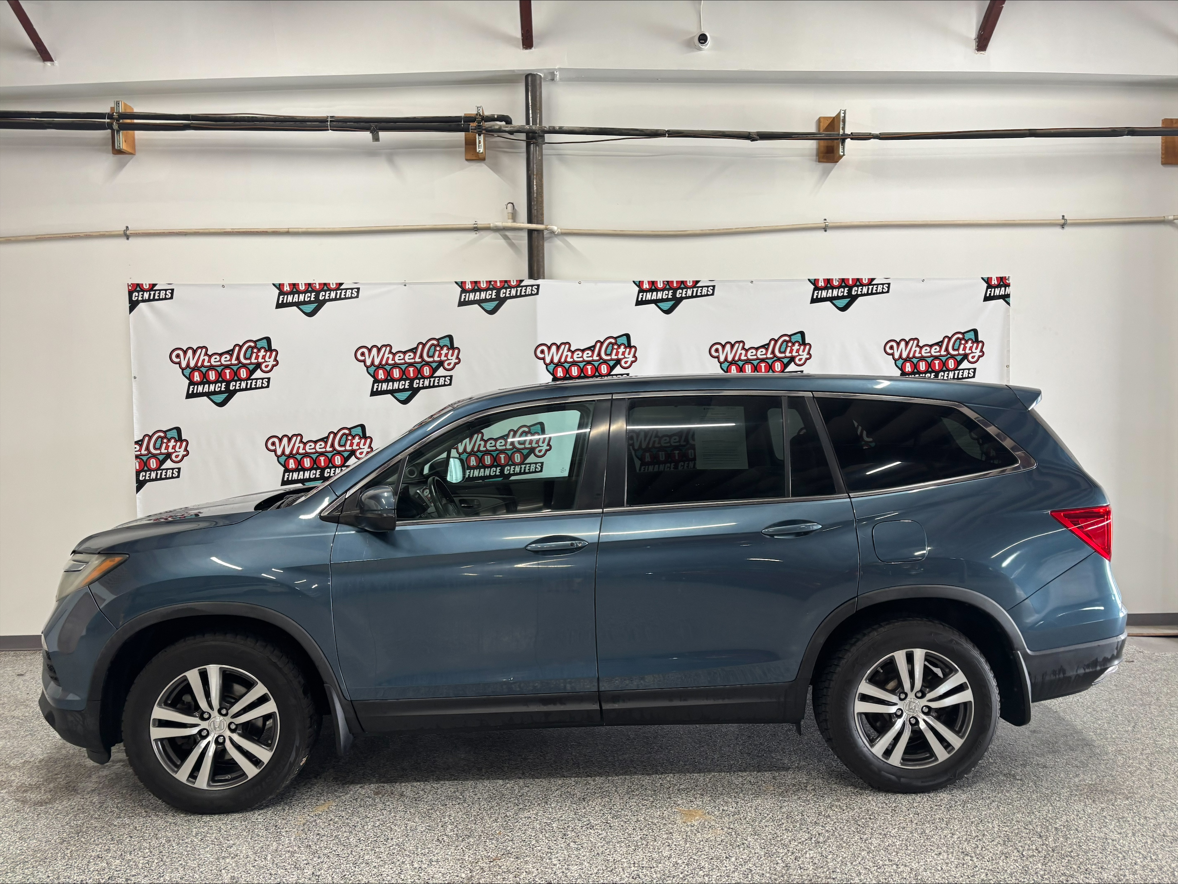 2016 Honda Pilot 4WD EX-L w/RES's photo