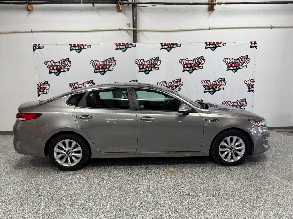 2018 KIA OPTIMA LX; S