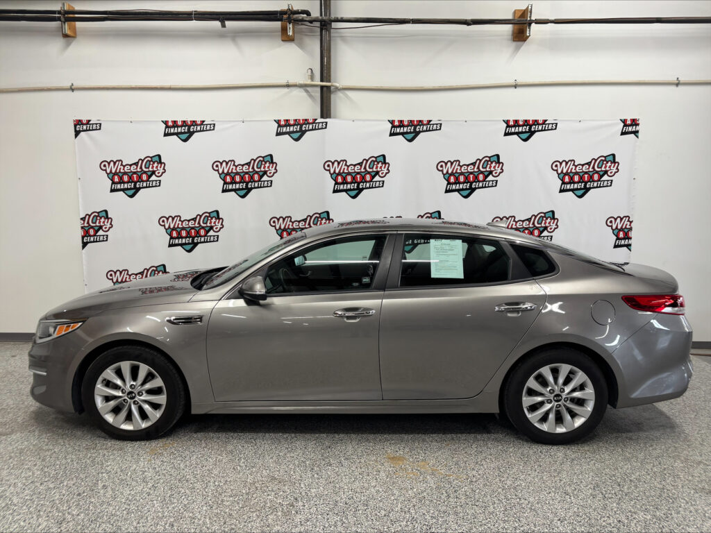 2018 KIA OPTIMA LX; S