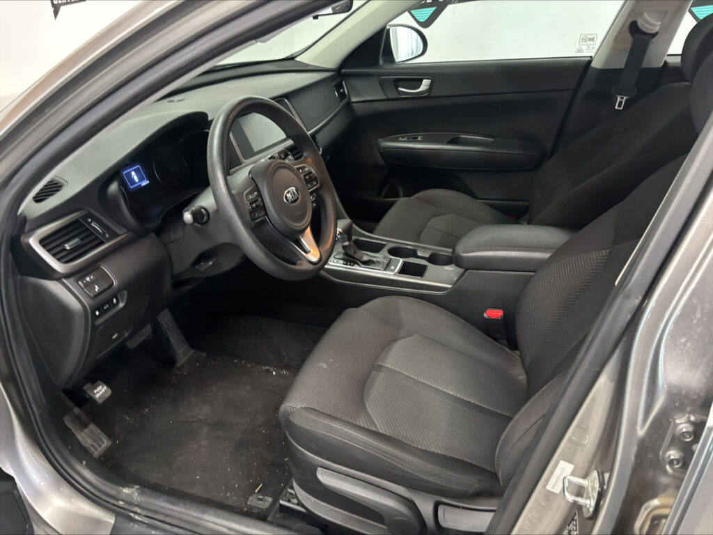 2018 KIA OPTIMA LX; S