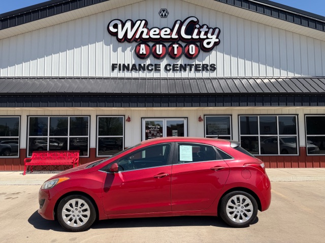 2016 Hyundai Elantra GT 2.0L 6-Speed A/T's photo