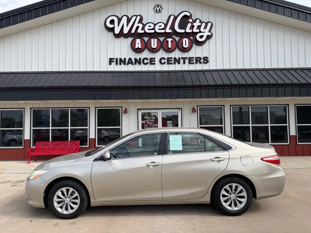 2015 Toyota Camry 2.5 Auto LE's photo