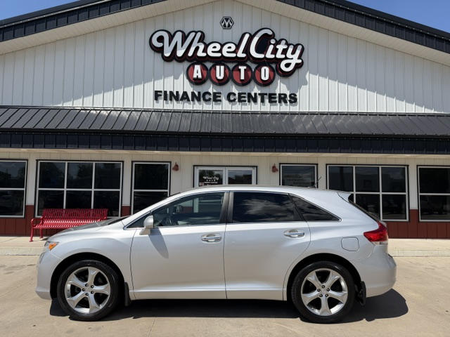 2009 Toyota Venza's photo