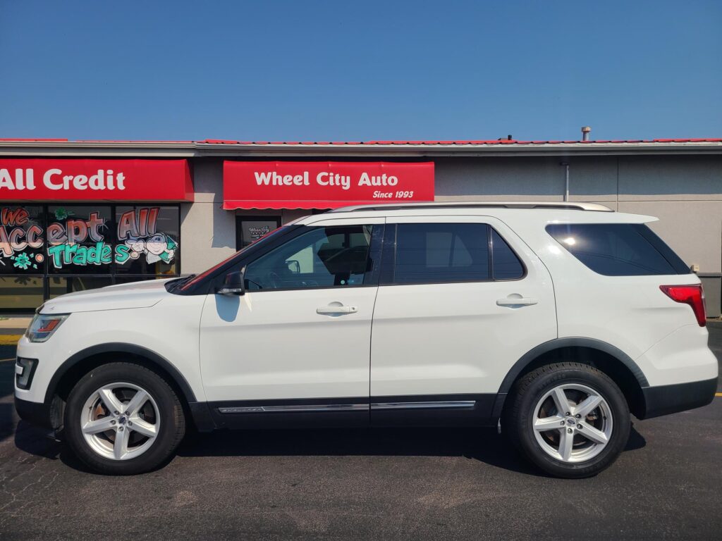 2016 Ford EXPLORER XLT