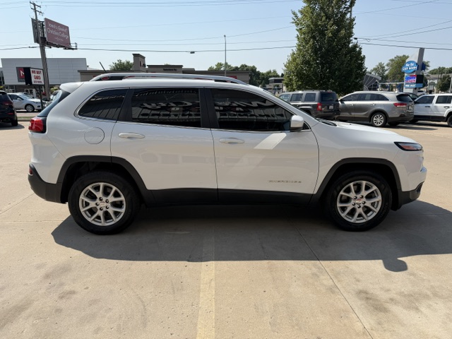 2016 Jeep CHEROKEE LATITUDE; N