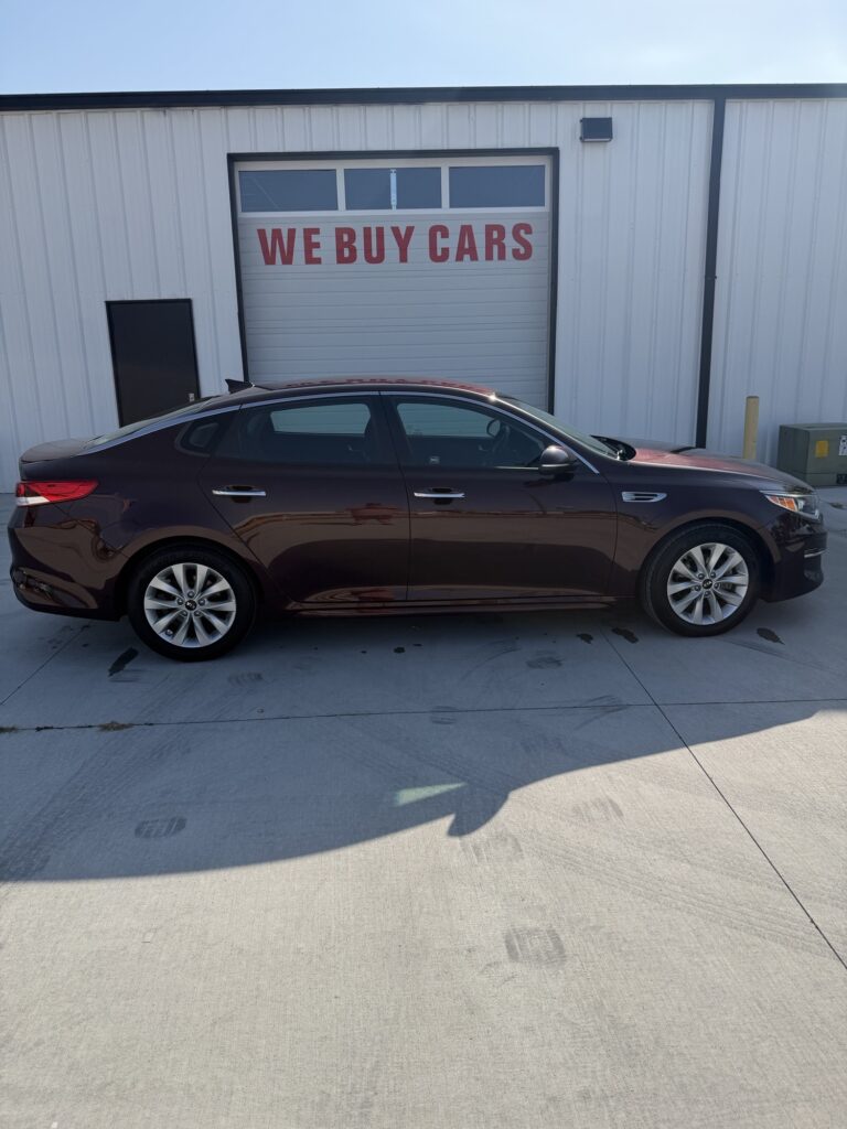 2018 KIA OPTIMA LX; S