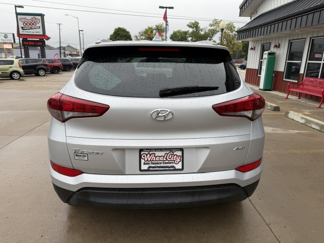 2018 Hyundai TUCSON BASE; SPORT;