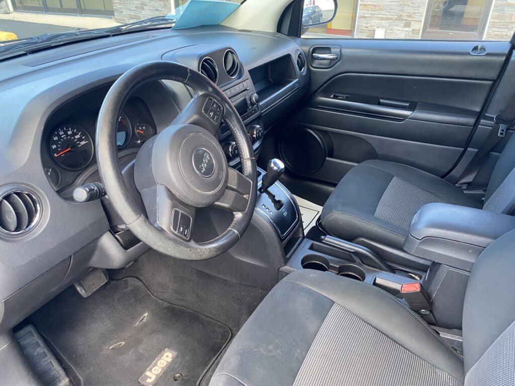 2012 Jeep COMPASS