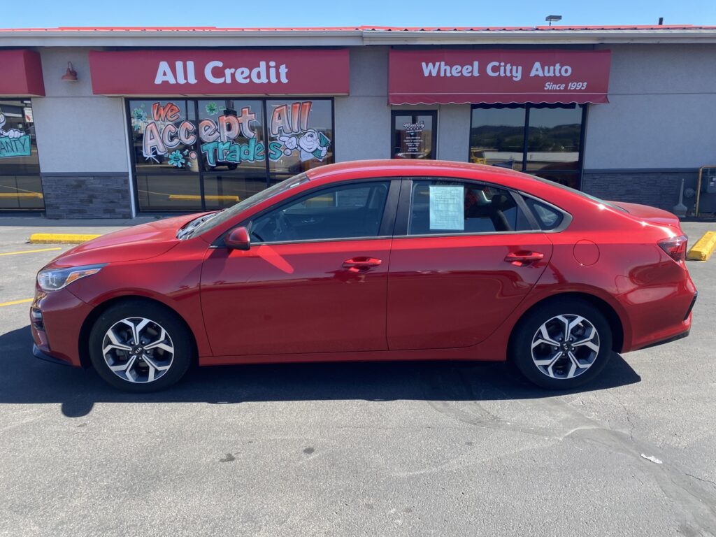 2019 KIA FORTE FE; LXS