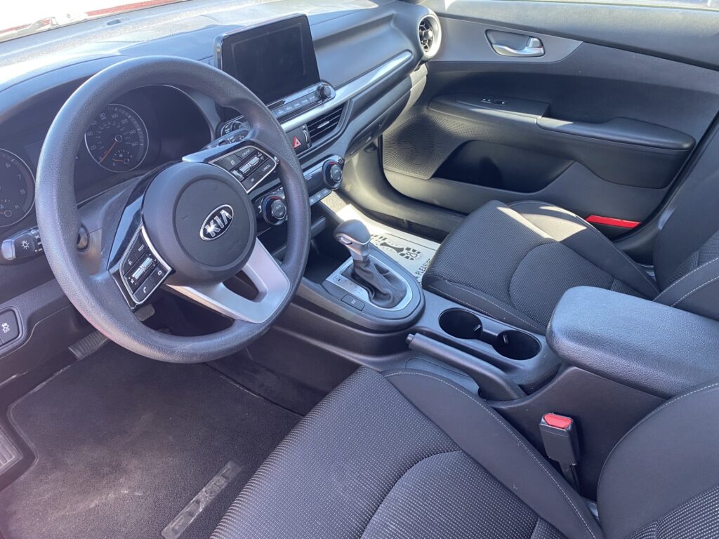 2019 KIA FORTE FE; LXS