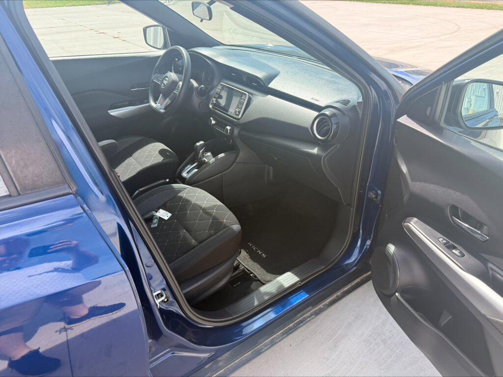 2018 Nissan KICKS SR; S; SV