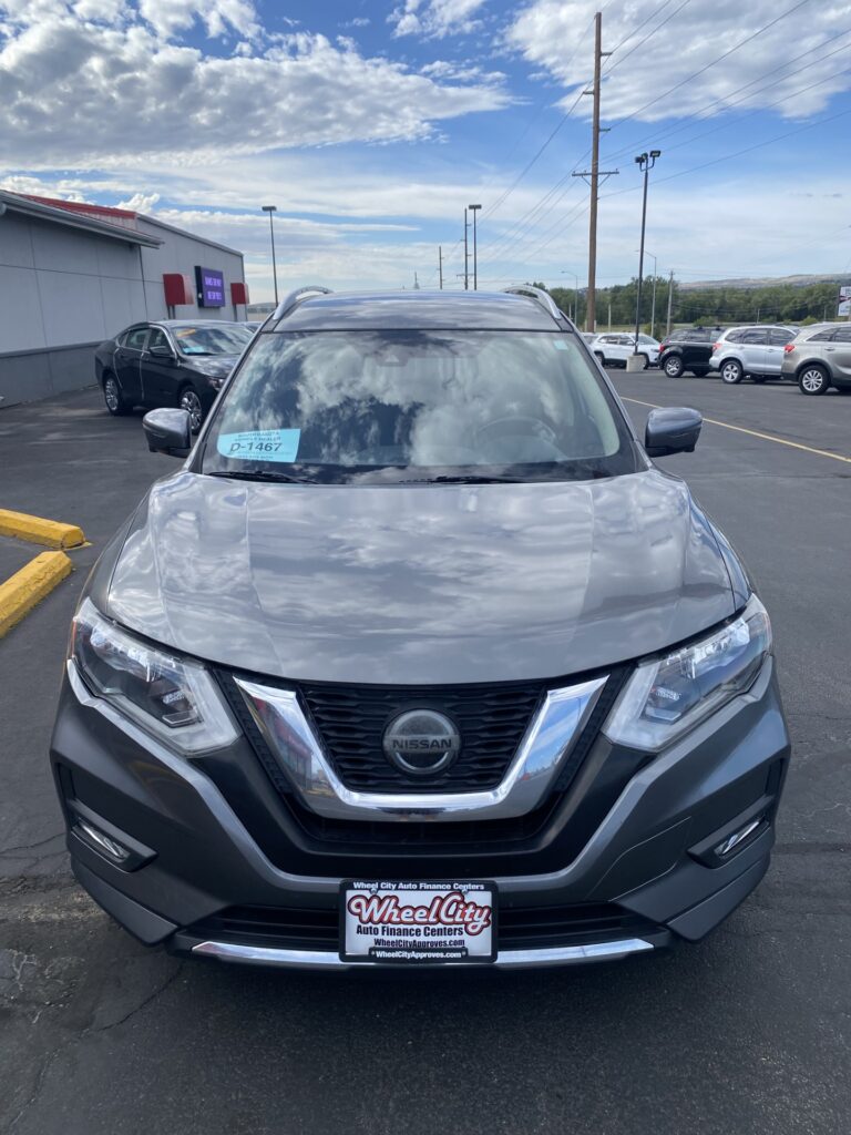 2018 Nissan ROGUE S; SL; SV