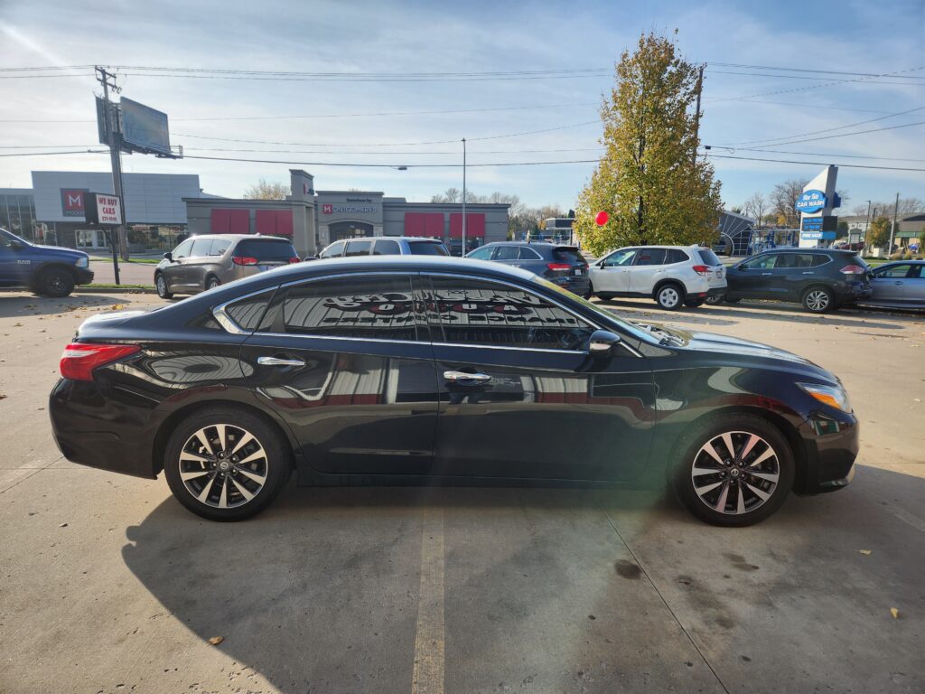 2017 Nissan ALTIMA