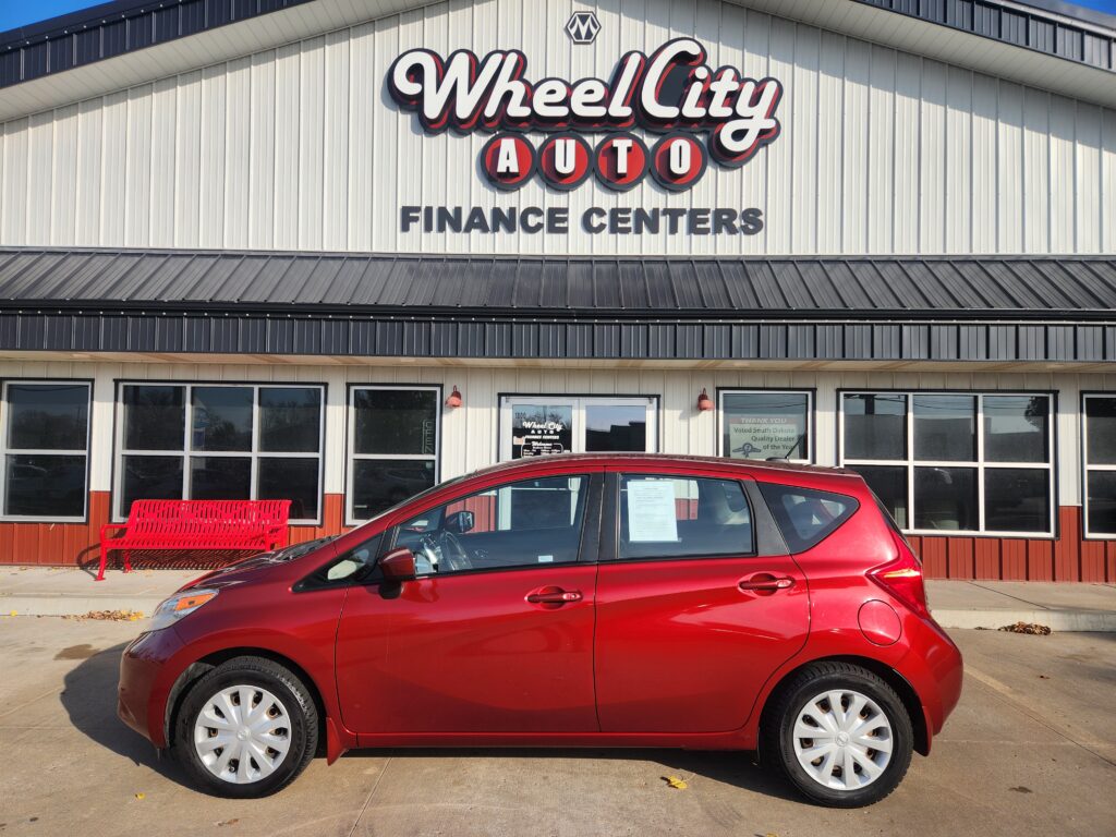 2016 Nissan VERSA NOTE S; SV; S