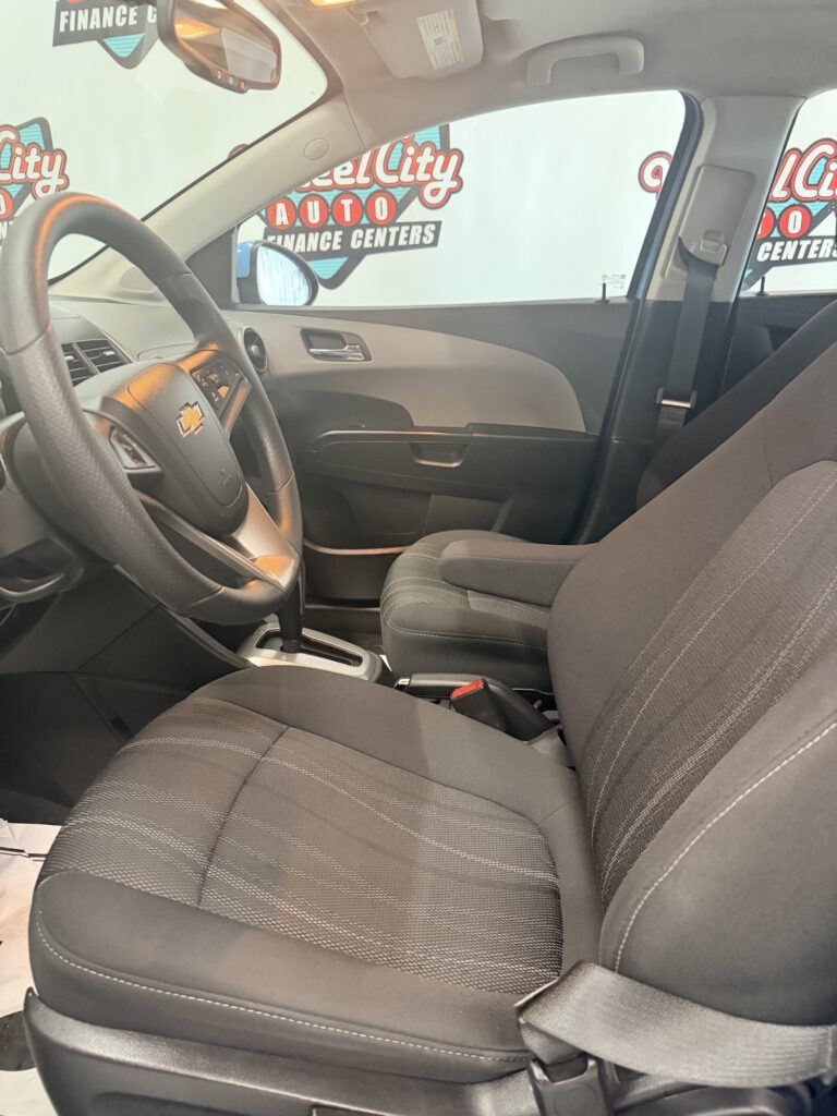 2014 Chevrolet SONIC LT