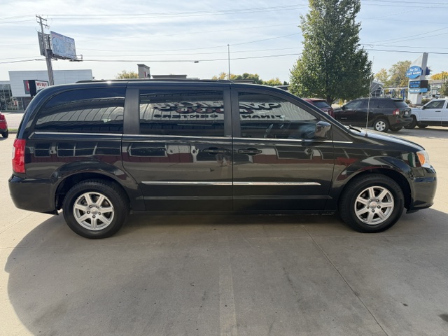 2012 CHRYSLER TOWN & COUNTRY TOURI