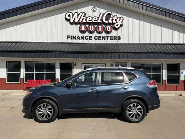 2015 Nissan ROGUE S; SL; SV