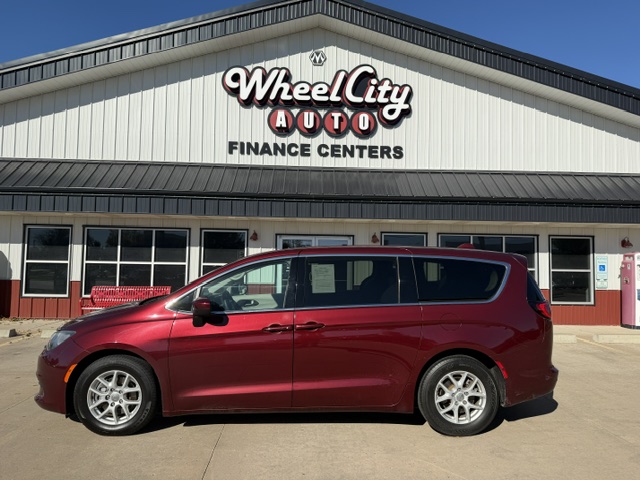 2017 CHRYSLER PACIFICA LX
