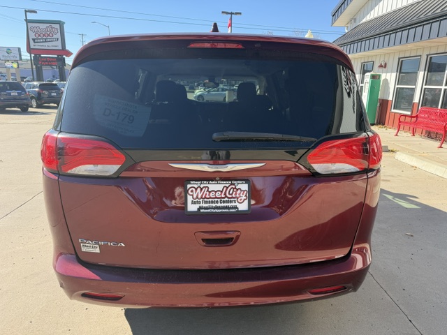 2017 CHRYSLER PACIFICA LX