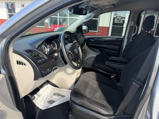 2019 Dodge GRAND CARAVAN SE
