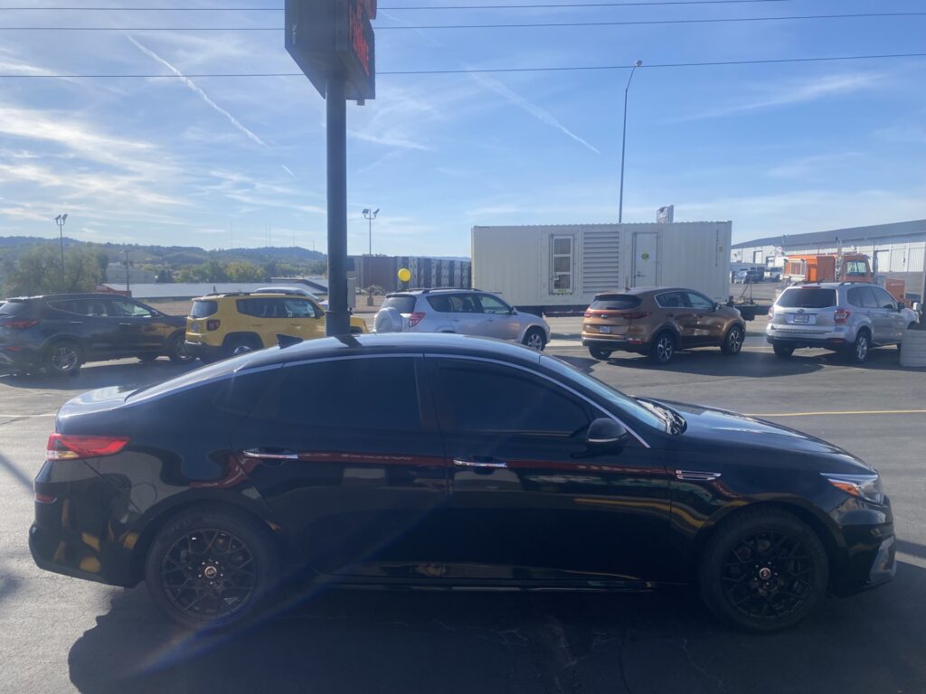 2019 KIA OPTIMA LX; S